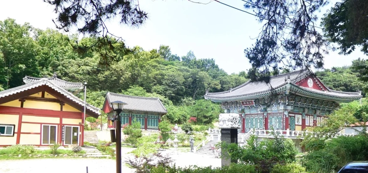 용화사 봉안당 외관·전경