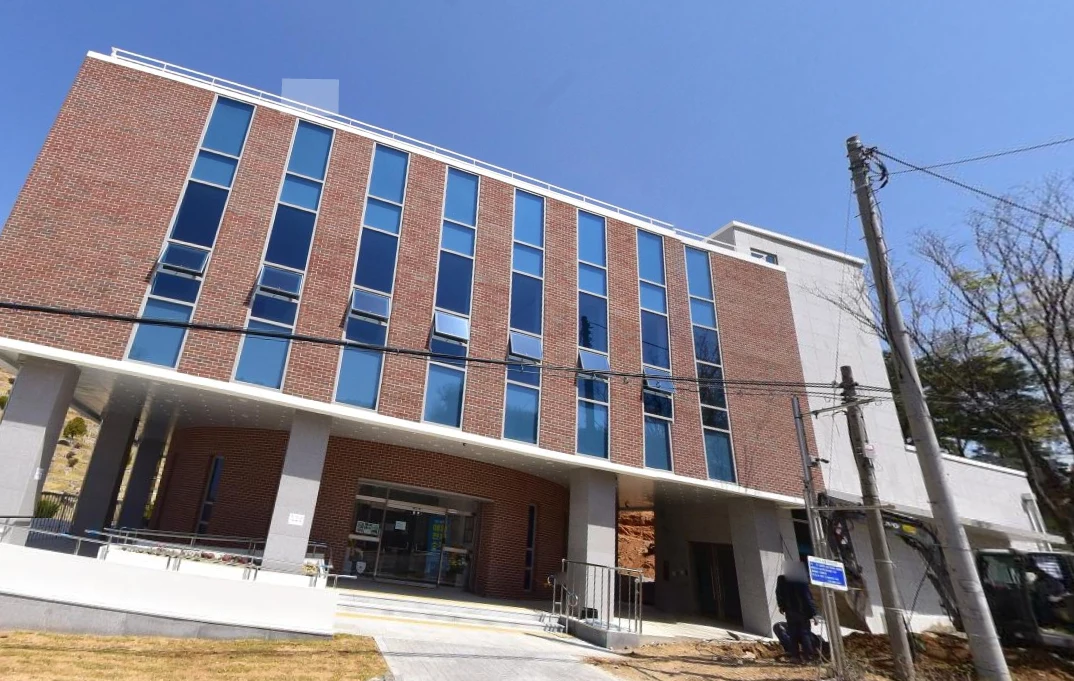 (재)청구공원 봉안당 외관·전경