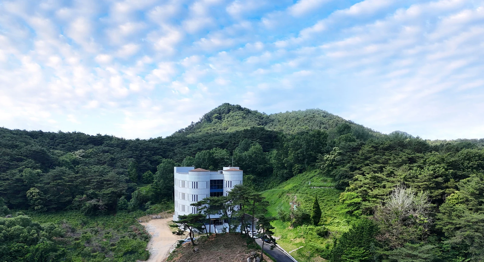 대덕스카이캐슬 추모관 외관·전경