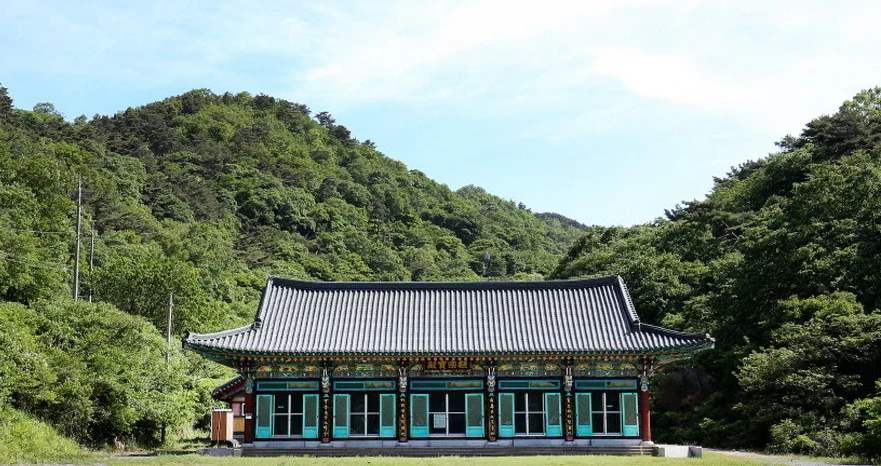 석장사 봉안당 외관·전경