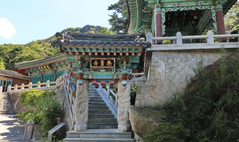 무량사추모관 외관·전경