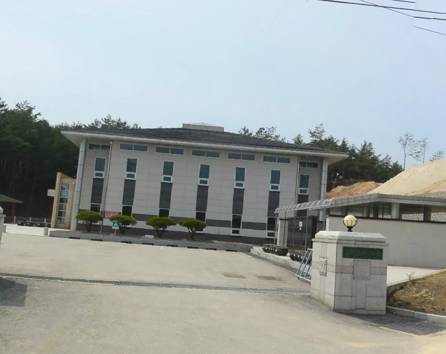 고성군추모의집 외관·전경